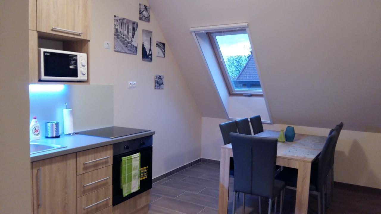 Tahiti Apartman Hajdúszoboszló Exterior foto